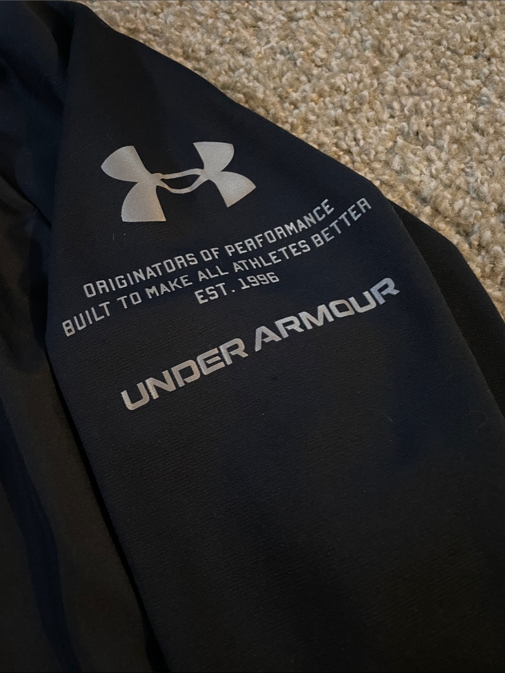 Under Armour Men’s Fall Cold Gear Black Hooded Full-Zip Jacket - Picture 3 of 5